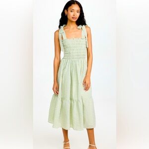 NWOT En Saison Sage Piper Smocked Midi Dress, Size: S